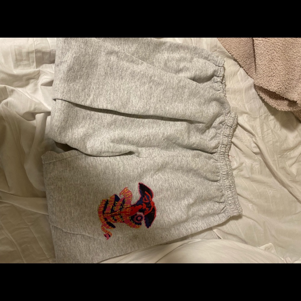 Boys lie sweats